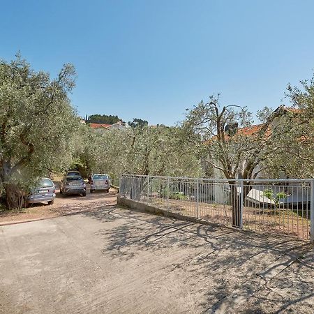 Apartmani Kuca U Maslinama Sveti Stefan Ngoại thất bức ảnh