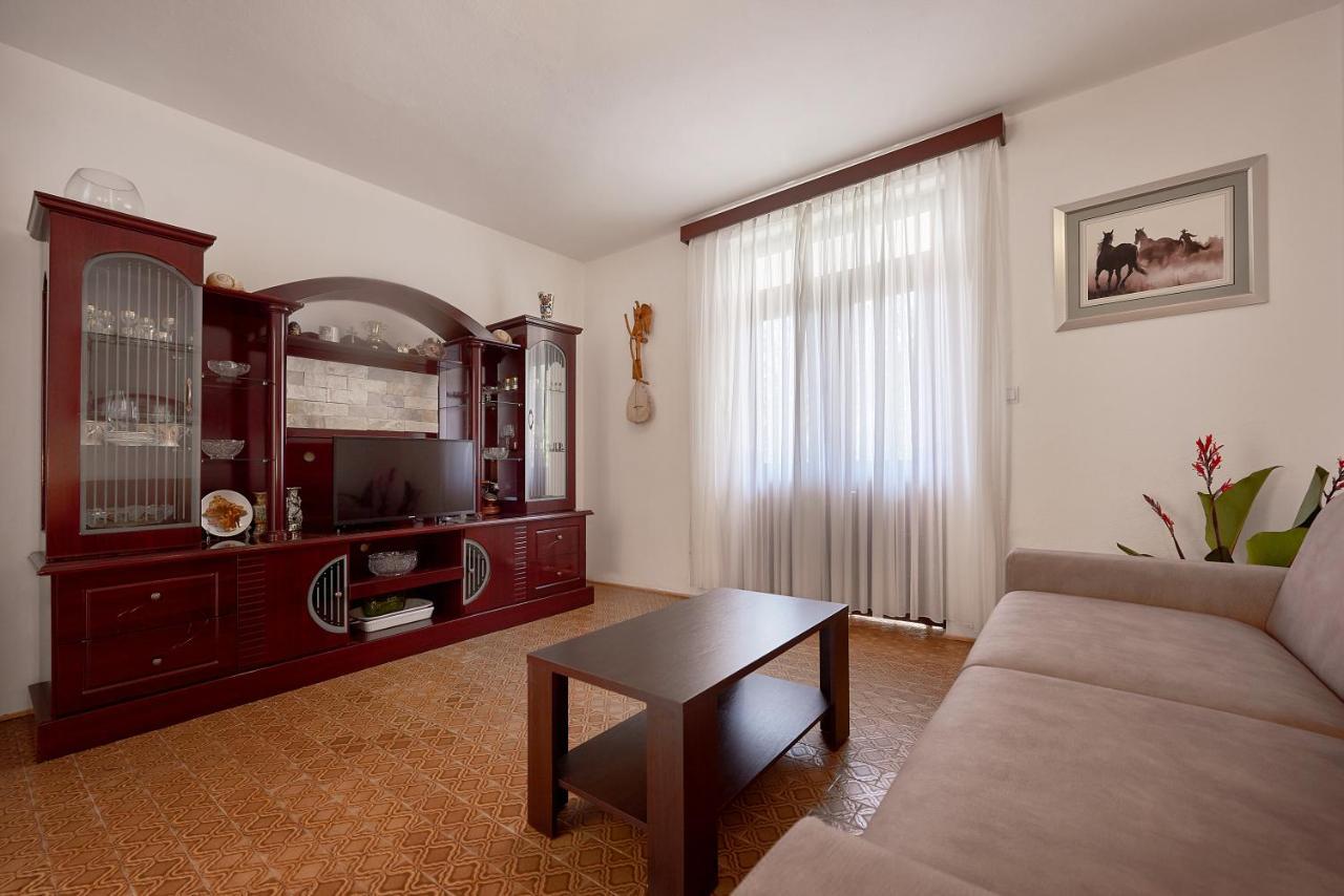 Apartmani Kuca U Maslinama Sveti Stefan Ngoại thất bức ảnh