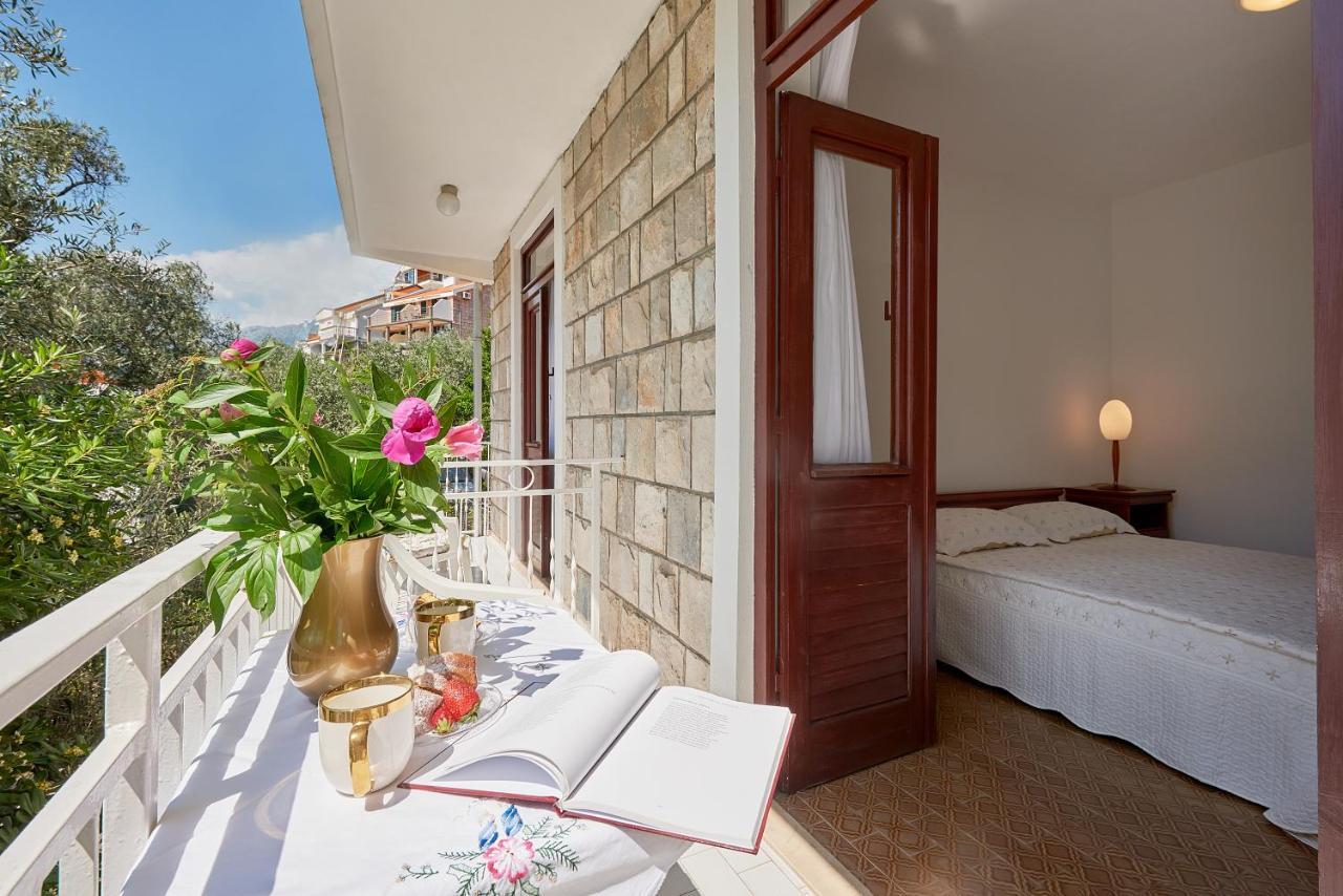 Apartmani Kuca U Maslinama Sveti Stefan Ngoại thất bức ảnh